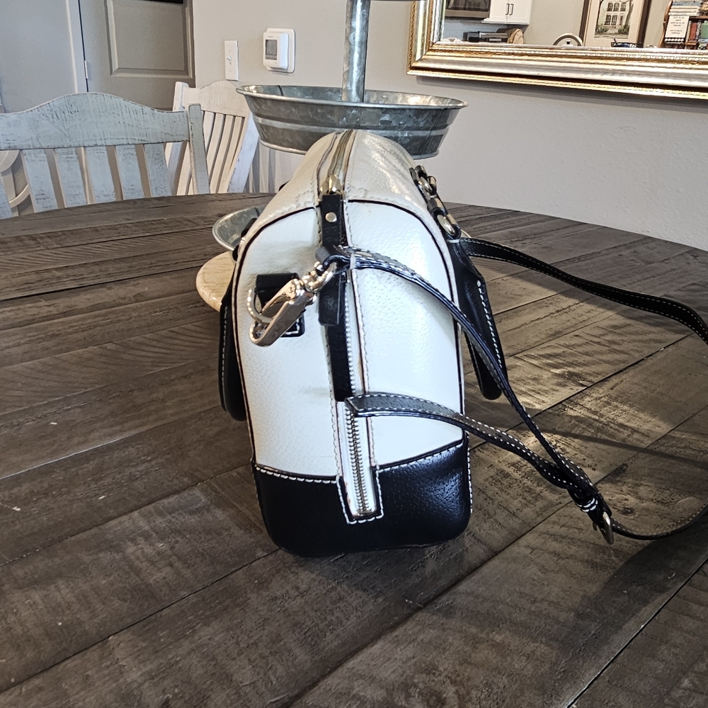 kate spade cream and black satchel bag - Picture 4 of 9